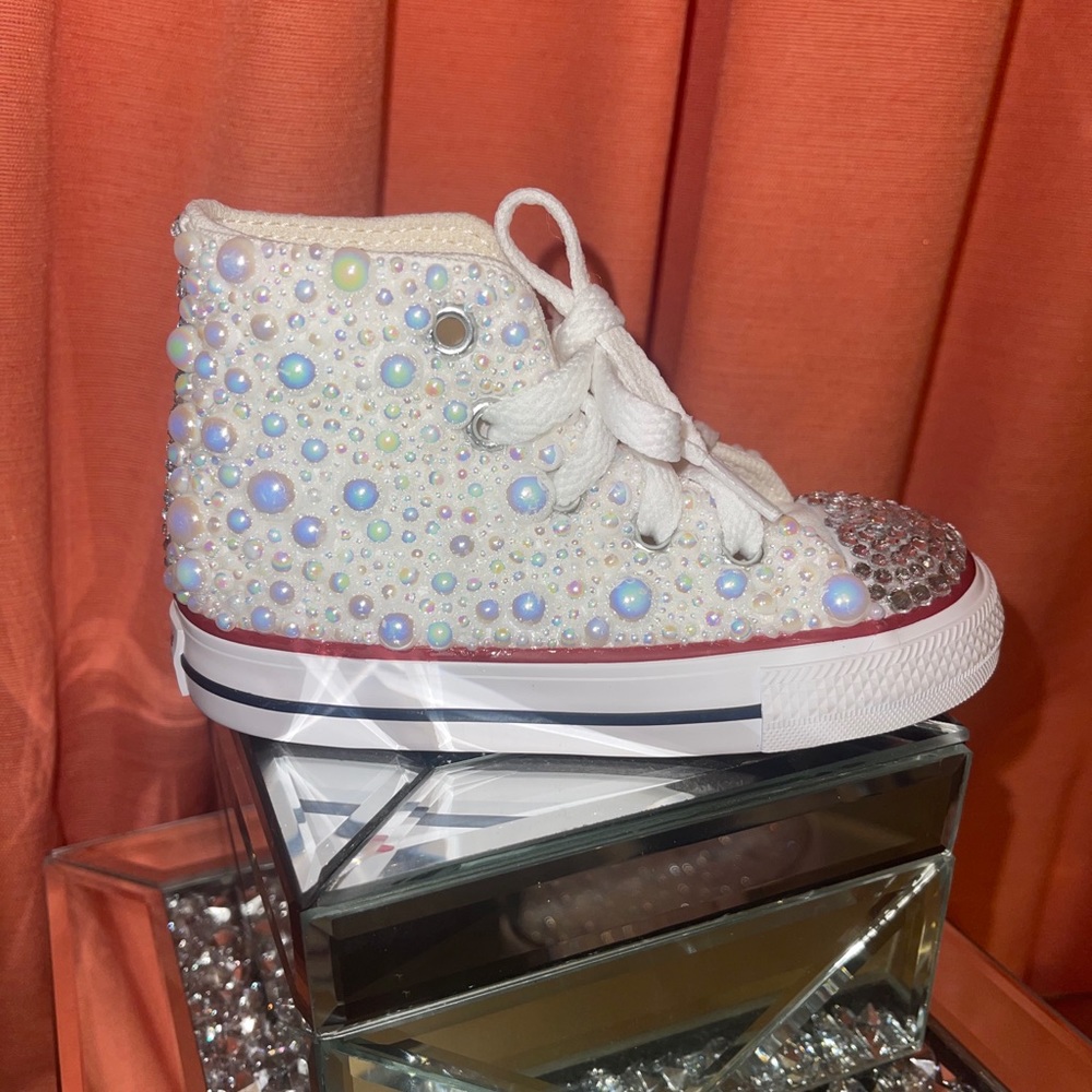 Rhinestone Converse - Picture 5 of 6